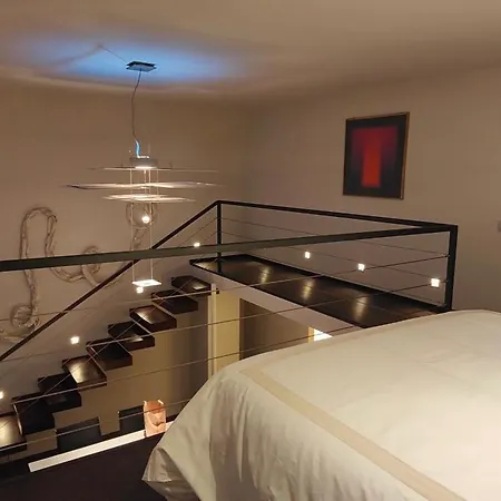 Loft, Di Design Centralissimo Apartment