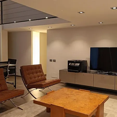 Loft, Di Design Centralissimo Apartment